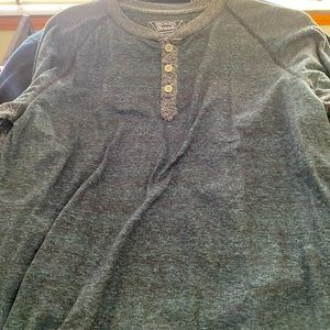 “Broken Threads” long sleeve shirt   Like new. Worn 1 time. Fits snug